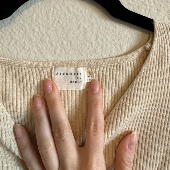 Dreamers by Debut Sweater - Picture 4 of 5